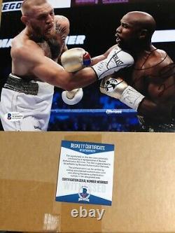 Autographed Floyd Mayweather Jr 8x10 vs Conor Mcgregor Beckett Certified Signed