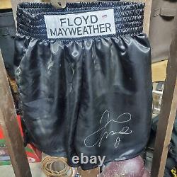 FLOYD MAYWEATHER JR. Signed Autographed BOXING TRUNKS Psa/Dna AUTHENTICATED