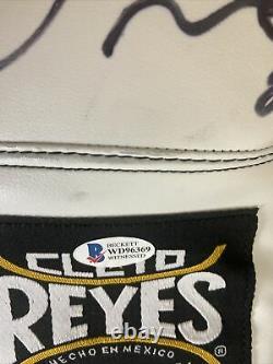 Floyd Mayweather Autographed Signed Cleto Boxing glove Beckett COA