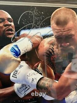 Floyd Mayweather Hand Signed, Framed Boxing Photo With Beckett Coa