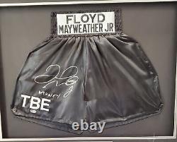 Floyd Mayweather Jr. Auto Framed Black Boxing Trunks Money Beckett #I83920