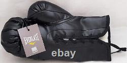 Floyd Mayweather Jr. Autographed Black Boxing Glove RH Beckett Witness W143551