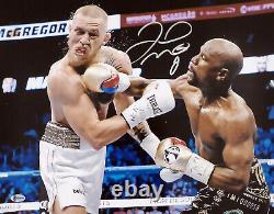 Floyd Mayweather Jr. Autographed Signed 16x20 Photo Beckett Bas Stock #157357