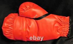 Floyd Mayweather Jr. Boxer Signed Red Everlast Boxing Glove PSA Authenticated
