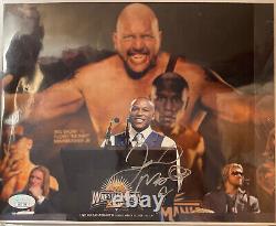 Floyd Mayweather Jr. Signed 8x10 Color Photo with JSA COA (AP37379)