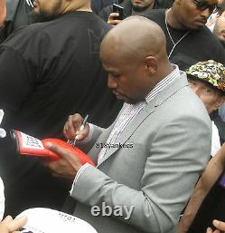 Floyd Mayweather Jr and Oscar De La Hoya Signed Picture Glove with proof