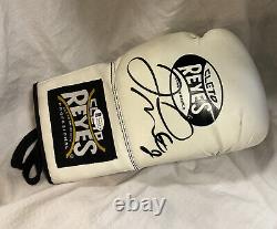 Floyd Mayweather Jr A Signé White Reyes Boxing Glove Beckett Témoins Wd96028