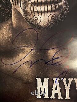 Floyd Mayweather Jr Saul Canelo Alvarez Dual Signed Richard Slone Poster #1 JSA<br/> 
<br/>  	 Affiche signée en double par Floyd Mayweather Jr et Saul Canelo Alvarez, par Richard Slone, numéro 1 JSA