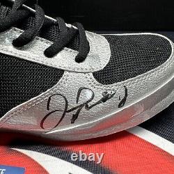 Floyd Mayweather Jr a signé la sneaker Reebok BAS