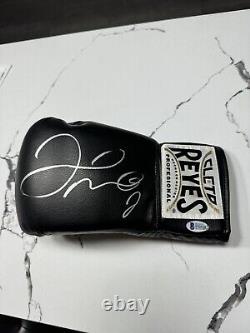 Gant de boxe Cleto Reyes noir signé par Floyd Mayweather avec la main gauche - Témoin BAS
