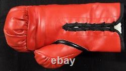 Gant de boxe Everlast rouge signé par Floyd Mayweather Jr., boxeur, authentifié par JSA