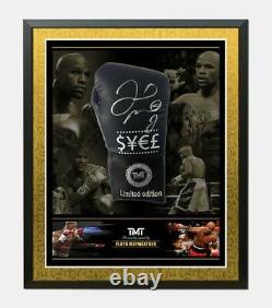 Gant de boxe signé et encadré par Floyd Mayweather TBE TMT AFTAL COA Preuve (FTOMM)