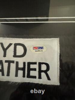 Shorts encadrés signés de Floyd Mayweather avec certificat d'authenticité