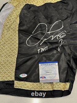 Shorts signés Floyd Mayweather avec inscription TMT (authentifiés PSA/COA)