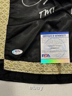 Shorts signés Floyd Mayweather avec inscription TMT (authentifiés PSA/COA)